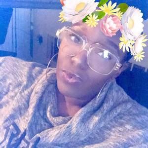 Meet your Posher, Jasmine